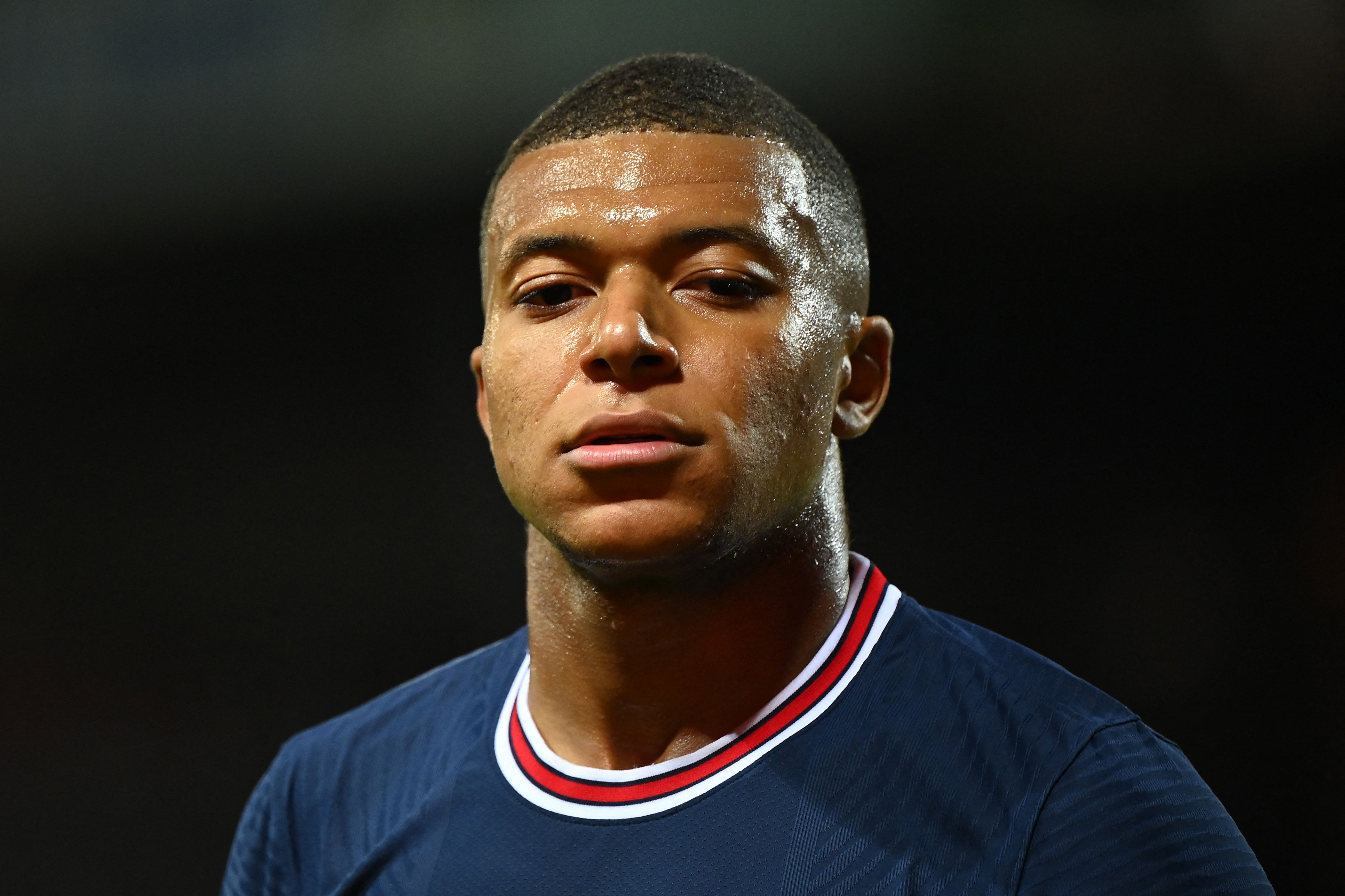 Kylian Mbappe, Real Madrid'e transfer oluyor