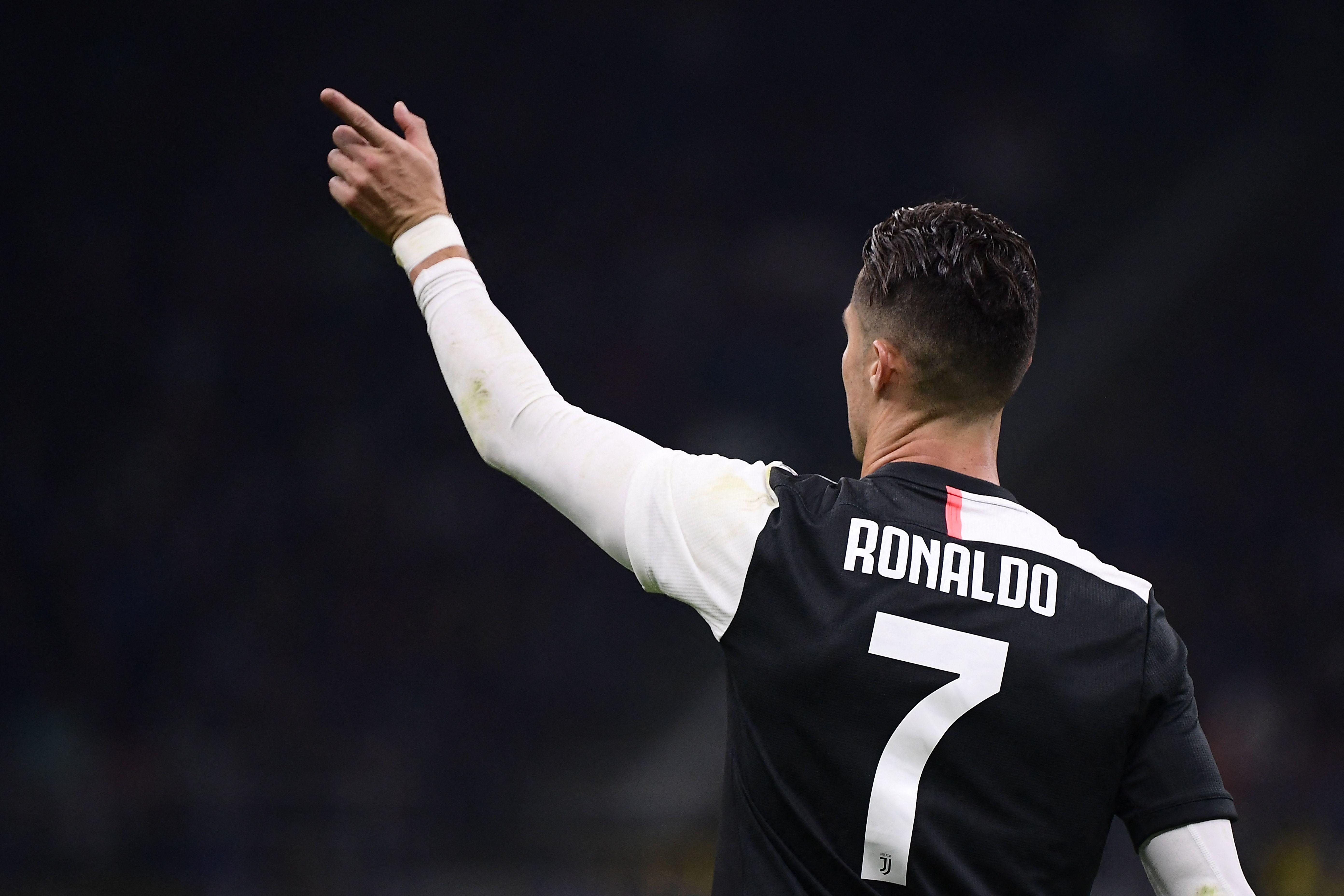 Juventus'tan ayrılacağı iddia edilen Ronaldo için Manchester United da devrede