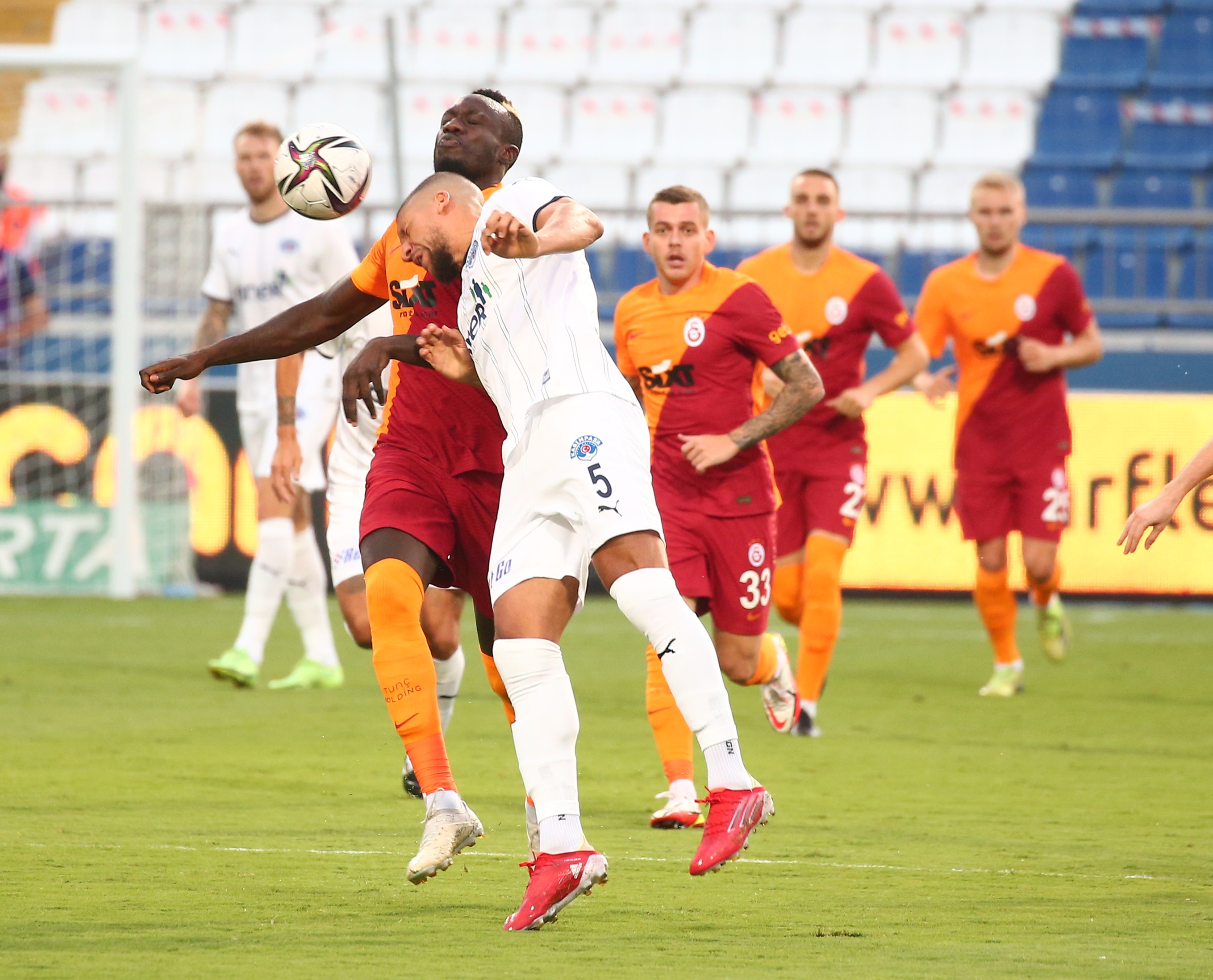 Galatasaray, Kasımpaşa ile berabere kaldı | 2-2