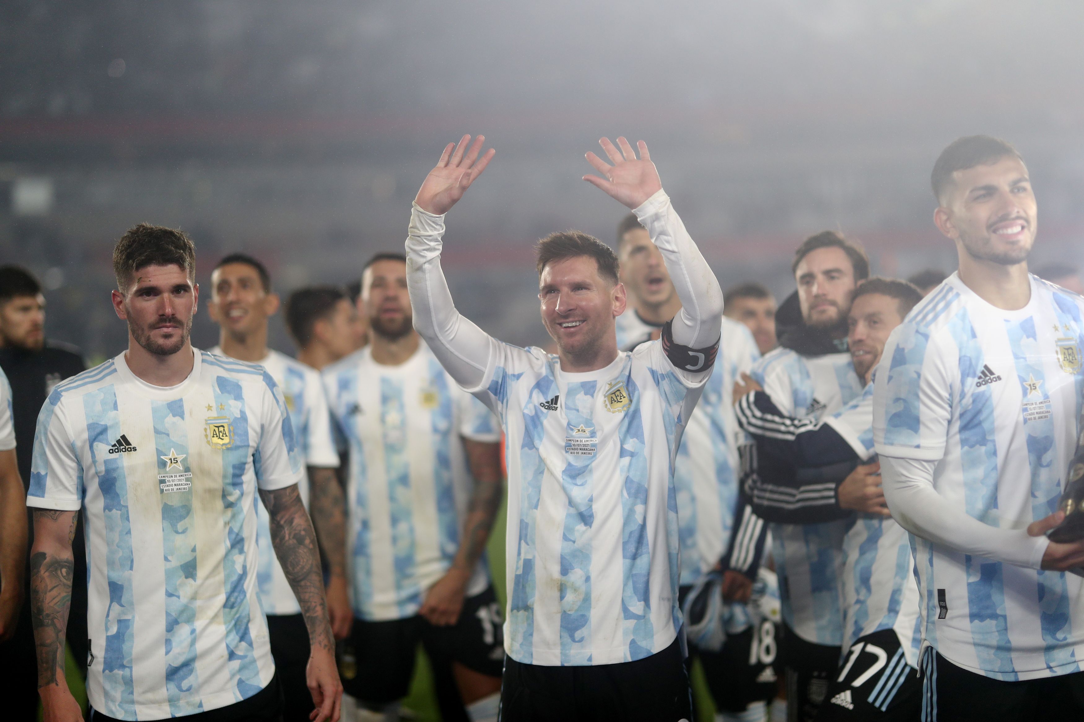 Lionel Messi, en çok gol atan Güney Amerikalı futbolcu oldu