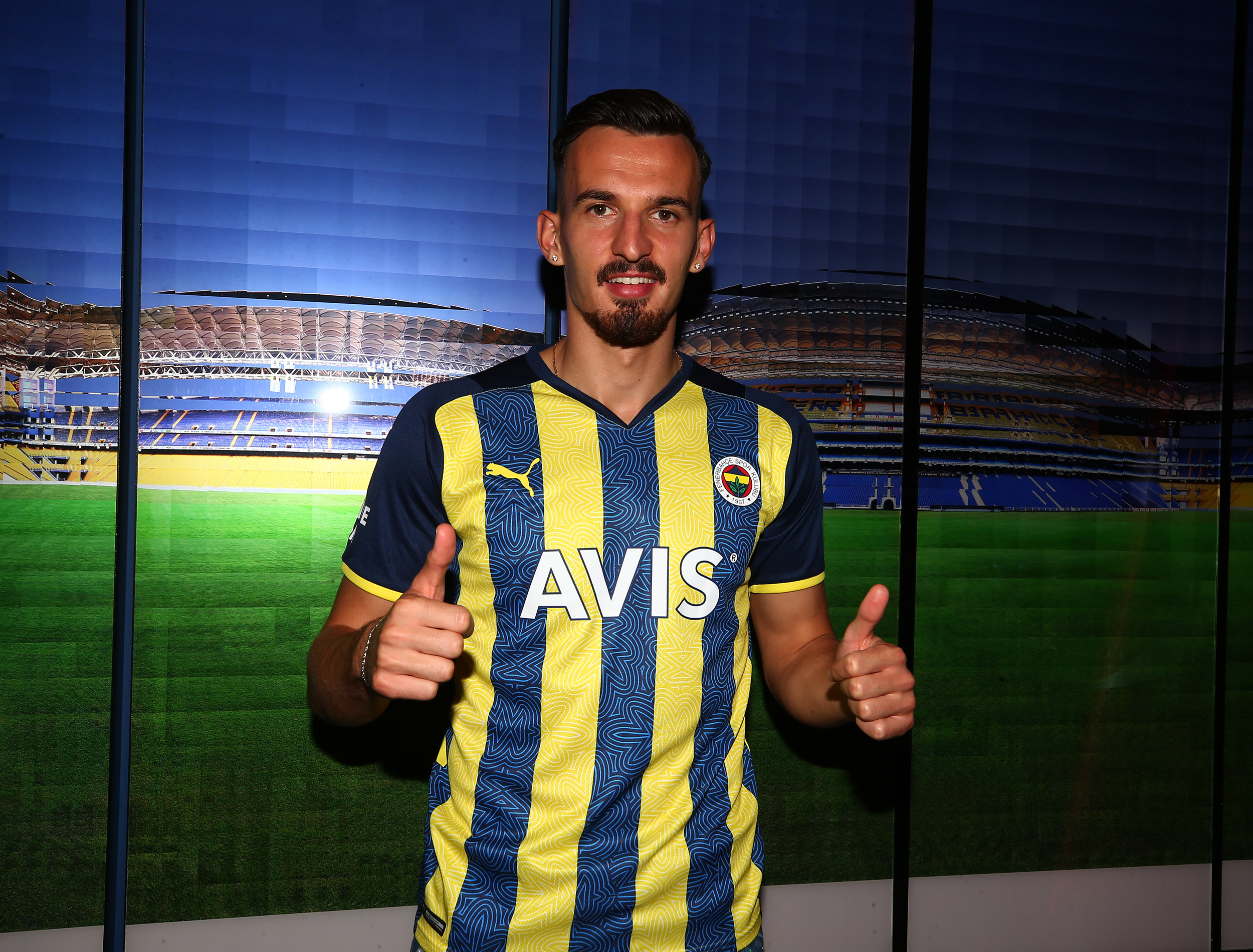 Süper Lig'de 2021-2022 sezonunun en pahalı transferi Victor Nelsson