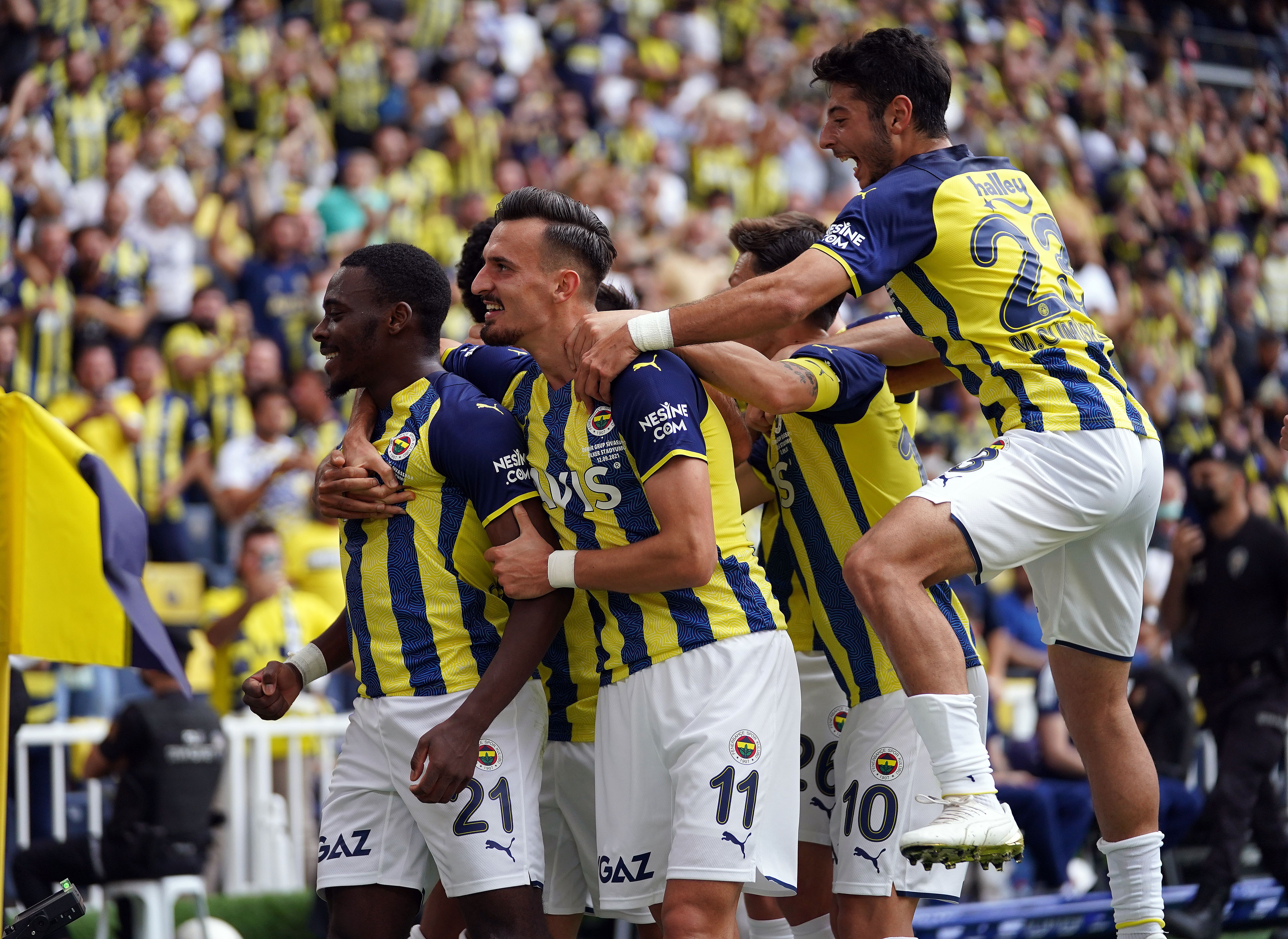 Fenerbahçe, Sivasspor ile yenişemedi! 1-1