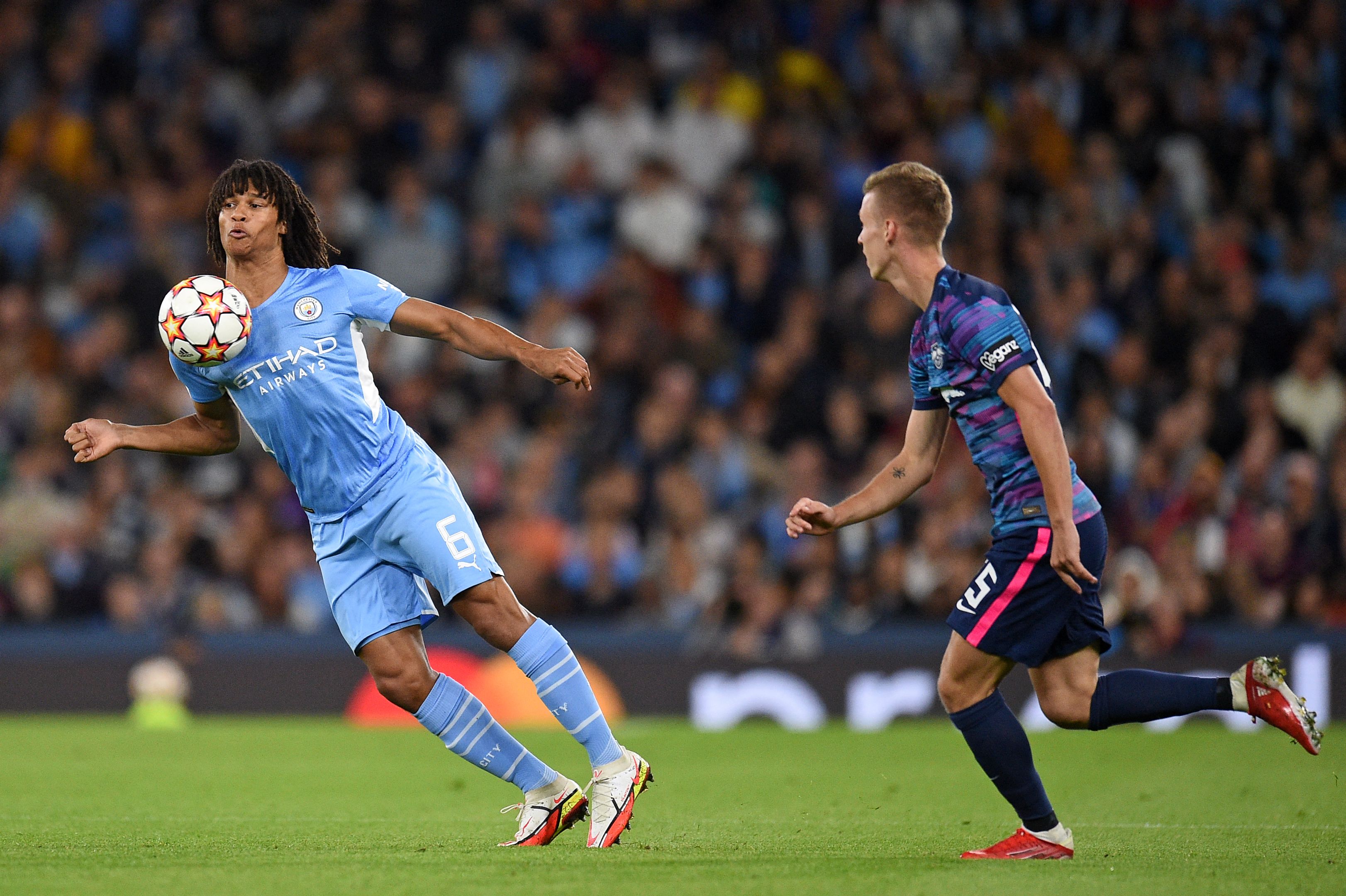 Manchester City'de Nathan Ake, maçın ardından babasının öldüğünü öğrendi