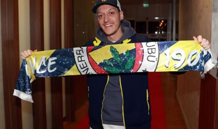 Mesut Özil seçimlerde hangi partiye oy vereceğini açıkladı