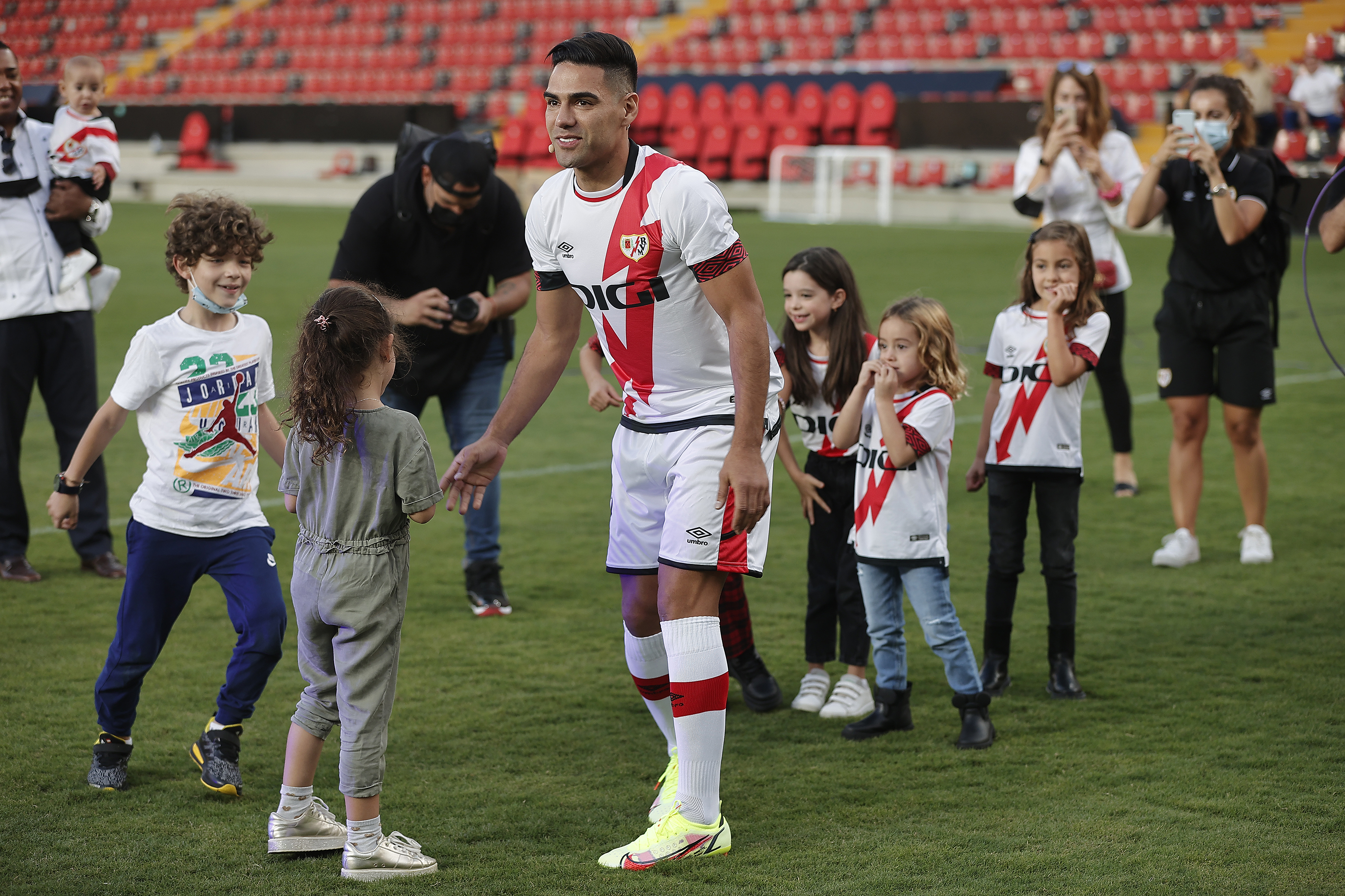 Falcao, yeni takımı Rayo Vallecano'daki ilk maçını golle taçlandırdı