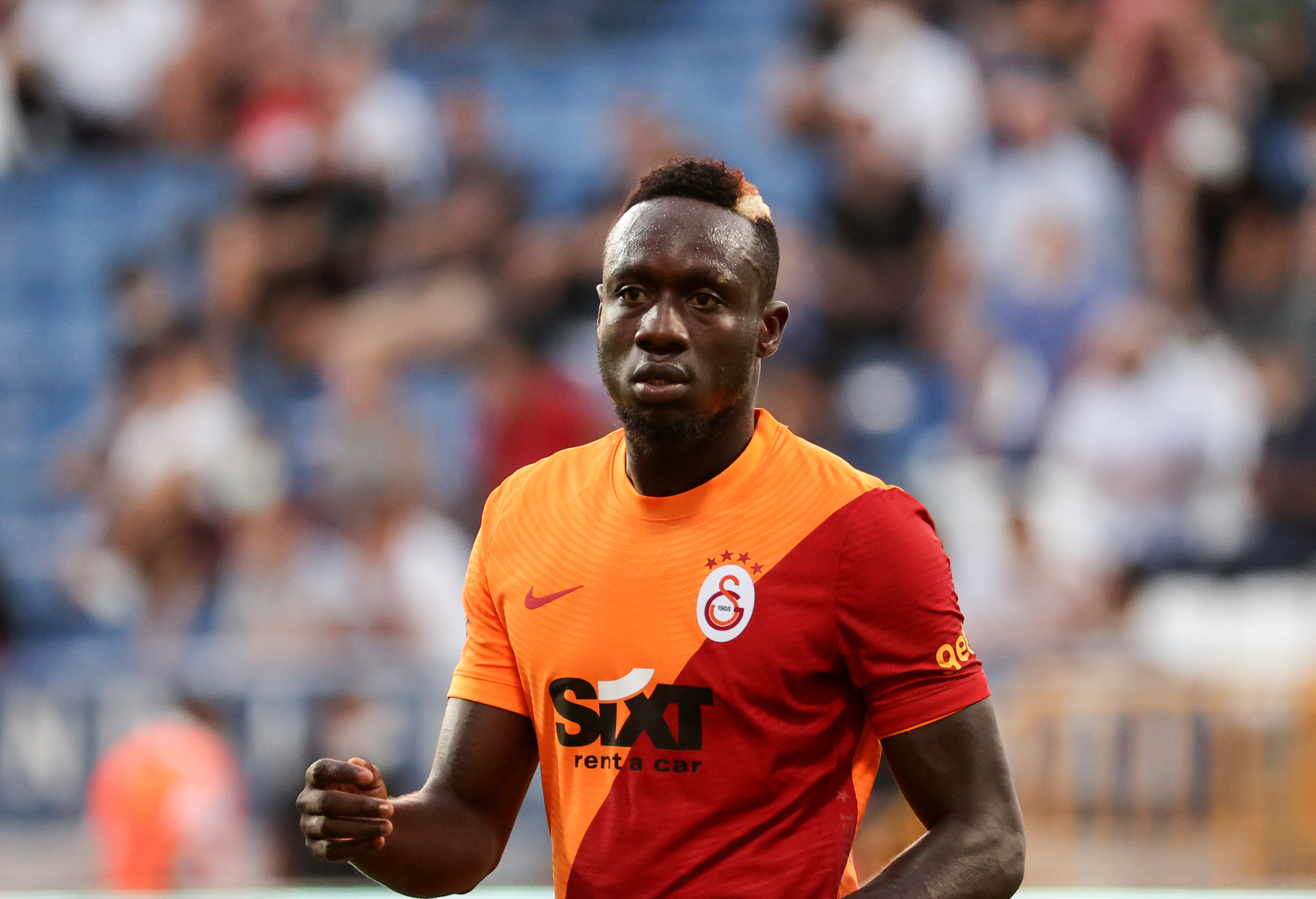 Mbaye Diagne, sosyal medya paylaşımıyla sitemde bulundu