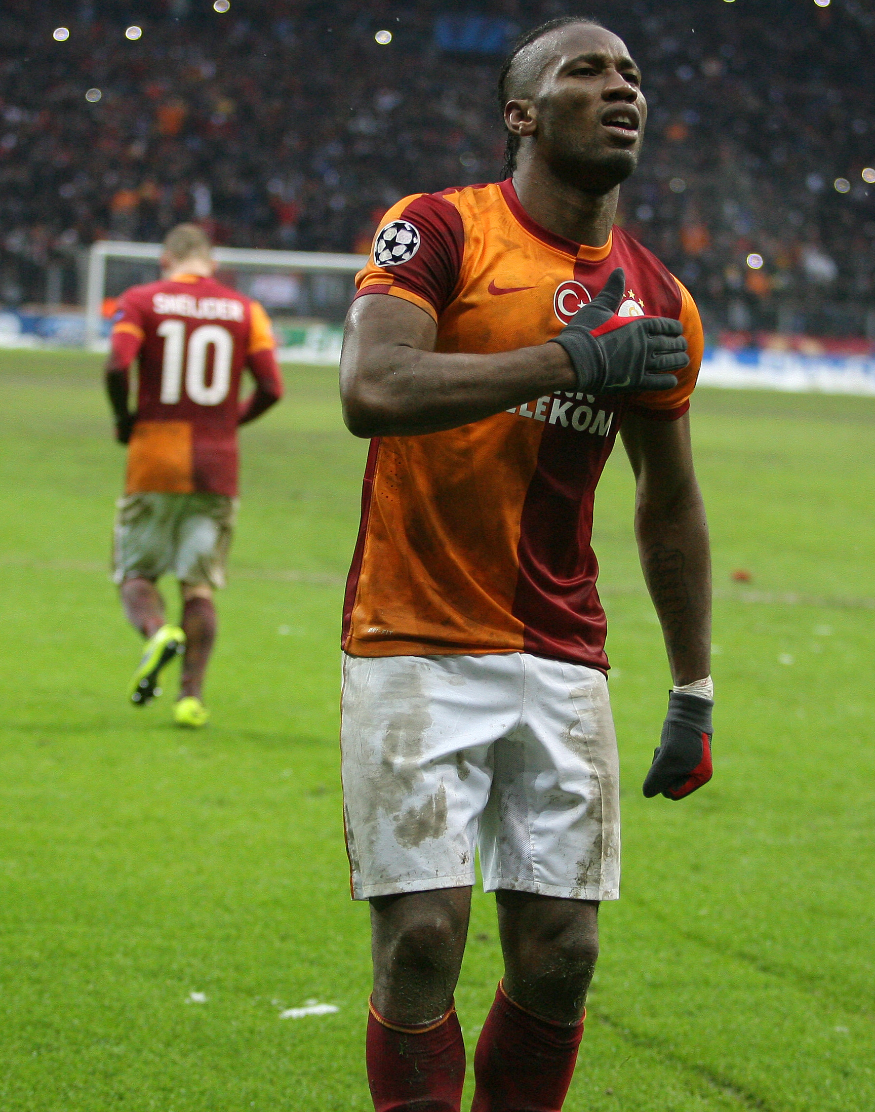 Manchester United'lı Alex Telles'ten Didier Drogba anısı