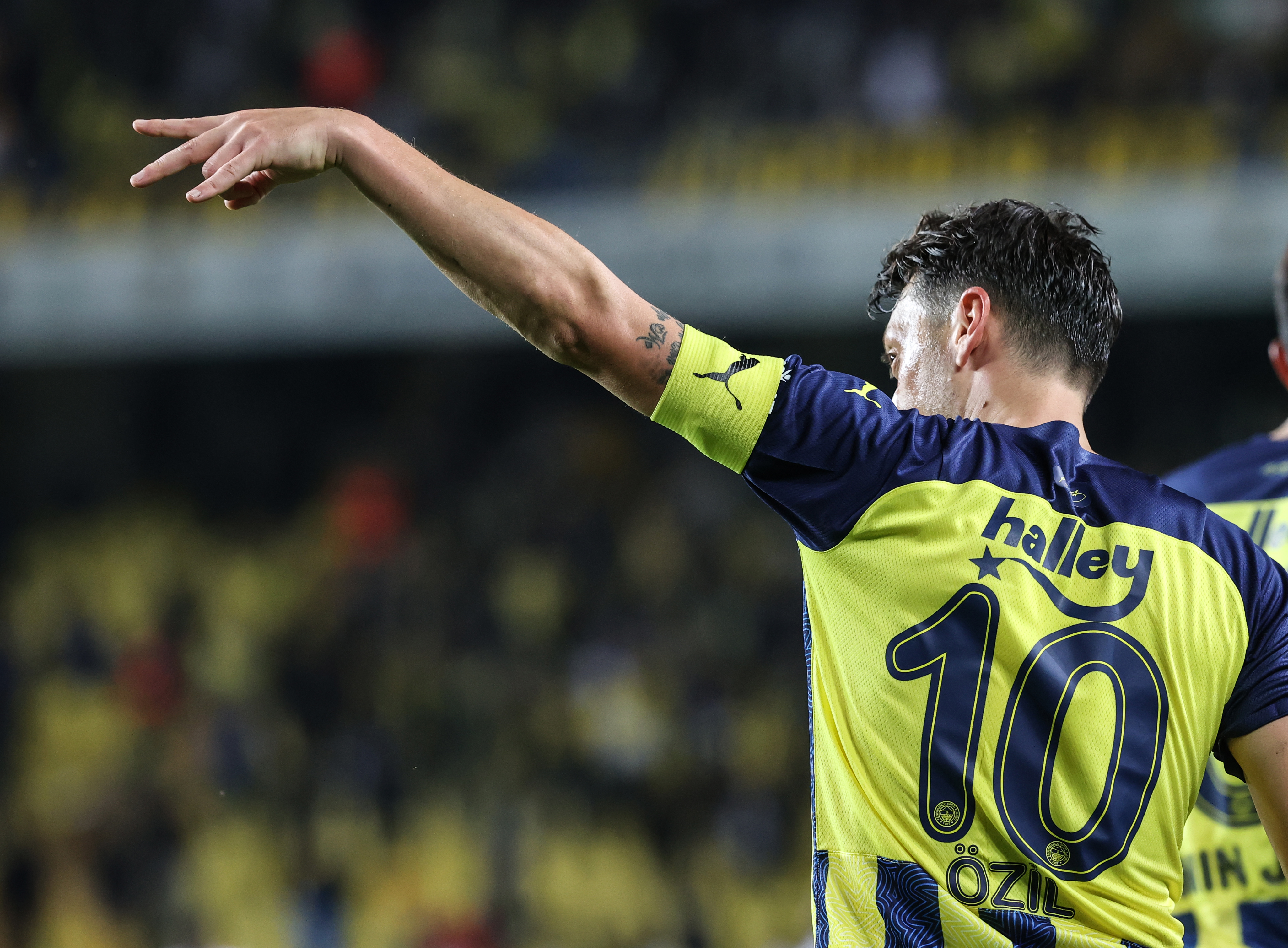 Süper Lig'de dört büyükler arasında tek kazanan Fenerbahçe oldu