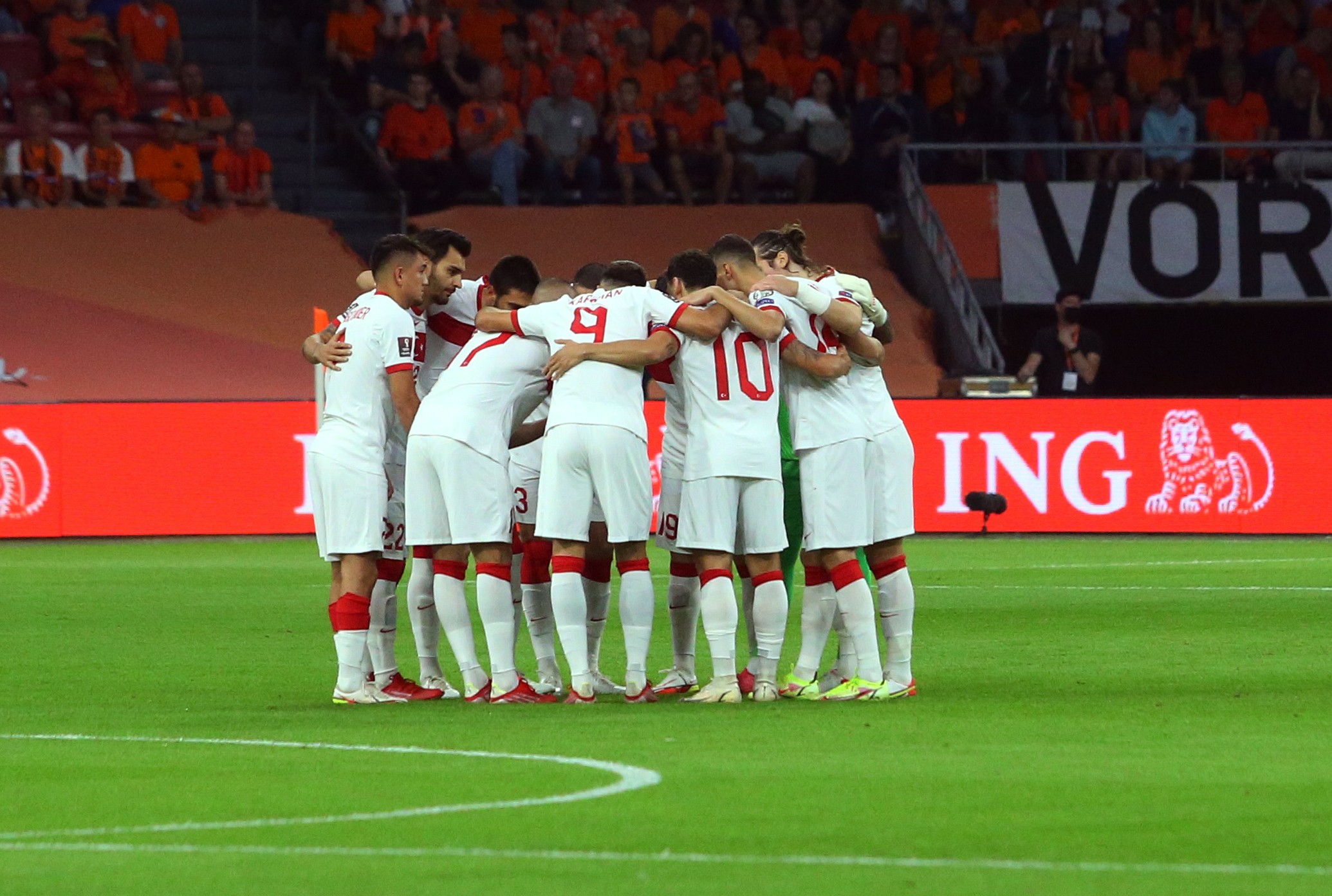 Türkiye, Hollanda'ya 6-1 mağlup oldu