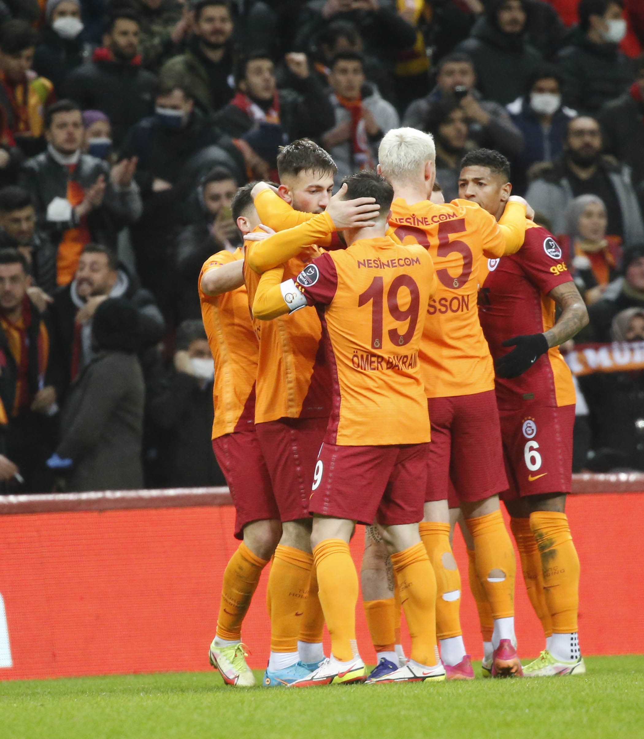 Galatasaray, Kasımpaşa karşısında kayıp! Galatasaray 1-2 Kasımpaşa