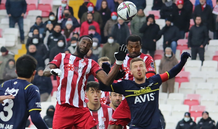 Sivas'ta puanlar paylaşıldı | Demir Grup Sivasspor 1-1 Fenerbahçe