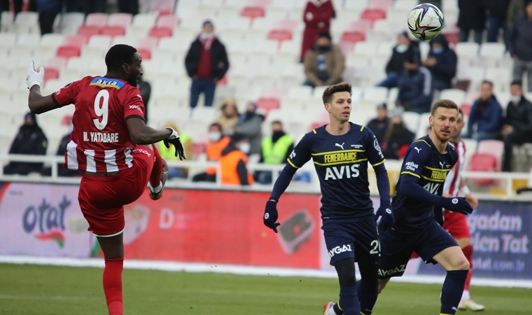 Sivas'ta puanlar paylaşıldı | Demir Grup Sivasspor 1-1 Fenerbahçe