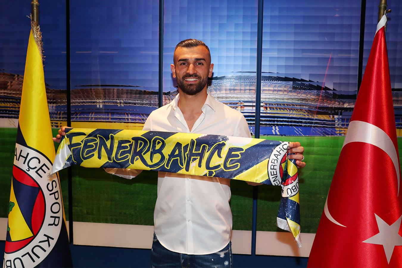 Fenerbahçe'de Serdar Dursun sürprizi: İtalyan ekibi talip oldu