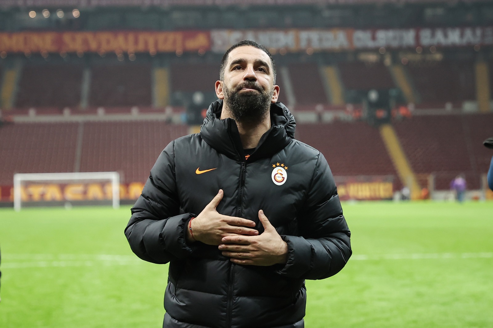 Arda Turan, taraftardan özür diledi