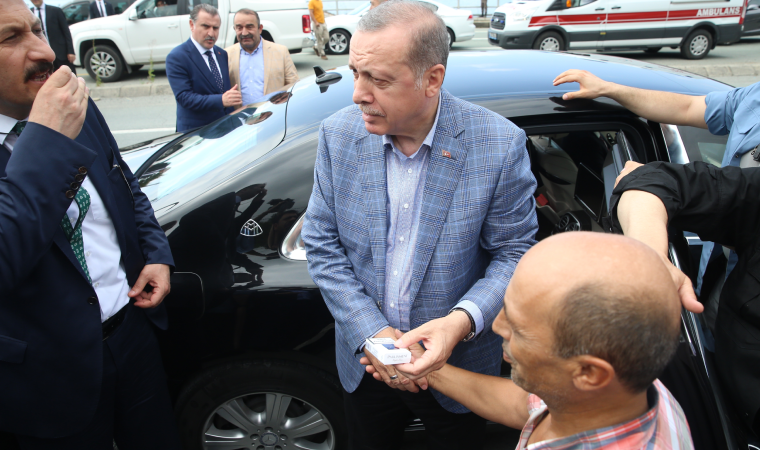 Erdoğan'ın topladığı sigara paketleri sergileniyor