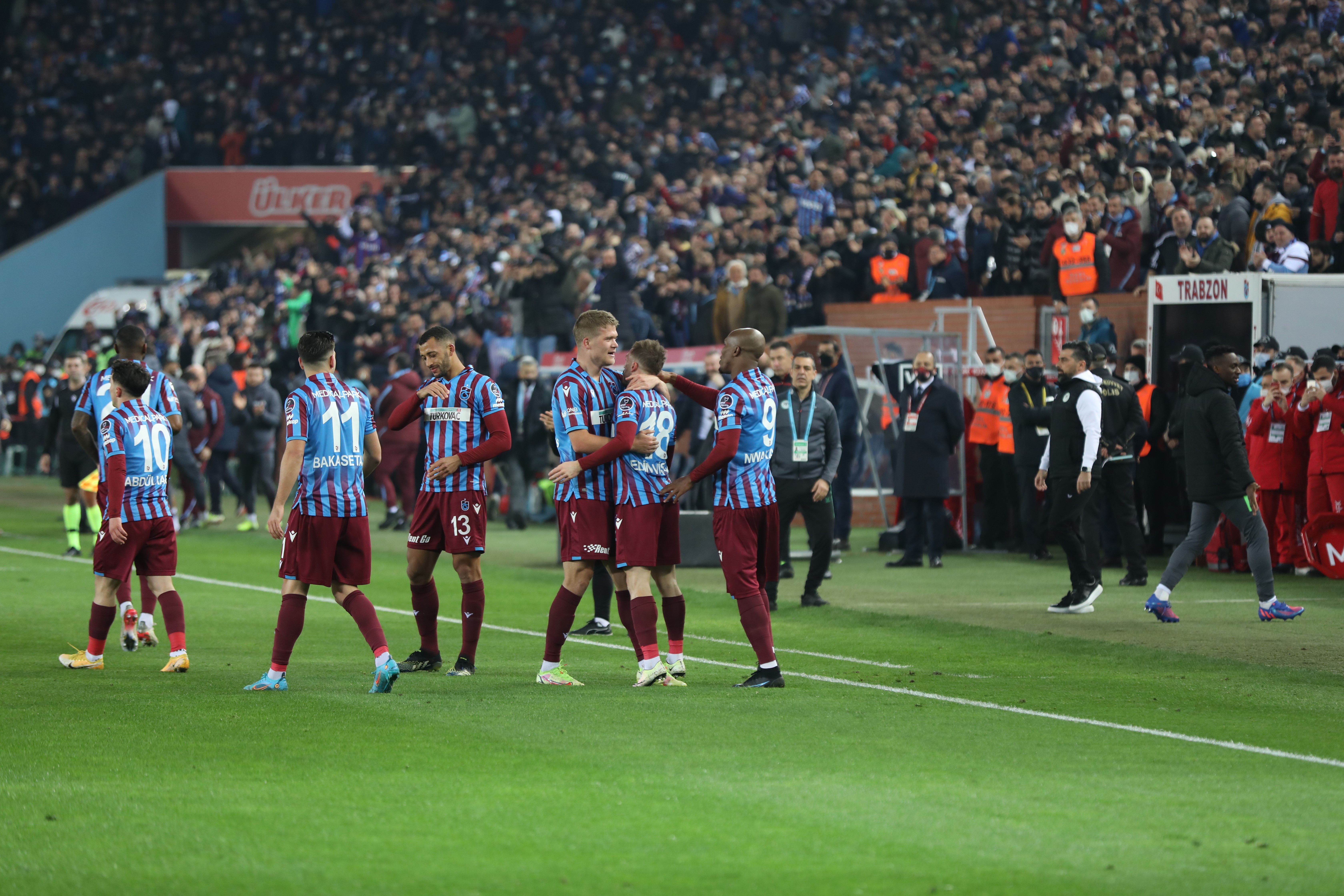 Lider Trabzonspor, hata yapmadı! |  Trabzonspor 2-1 Konyaspor