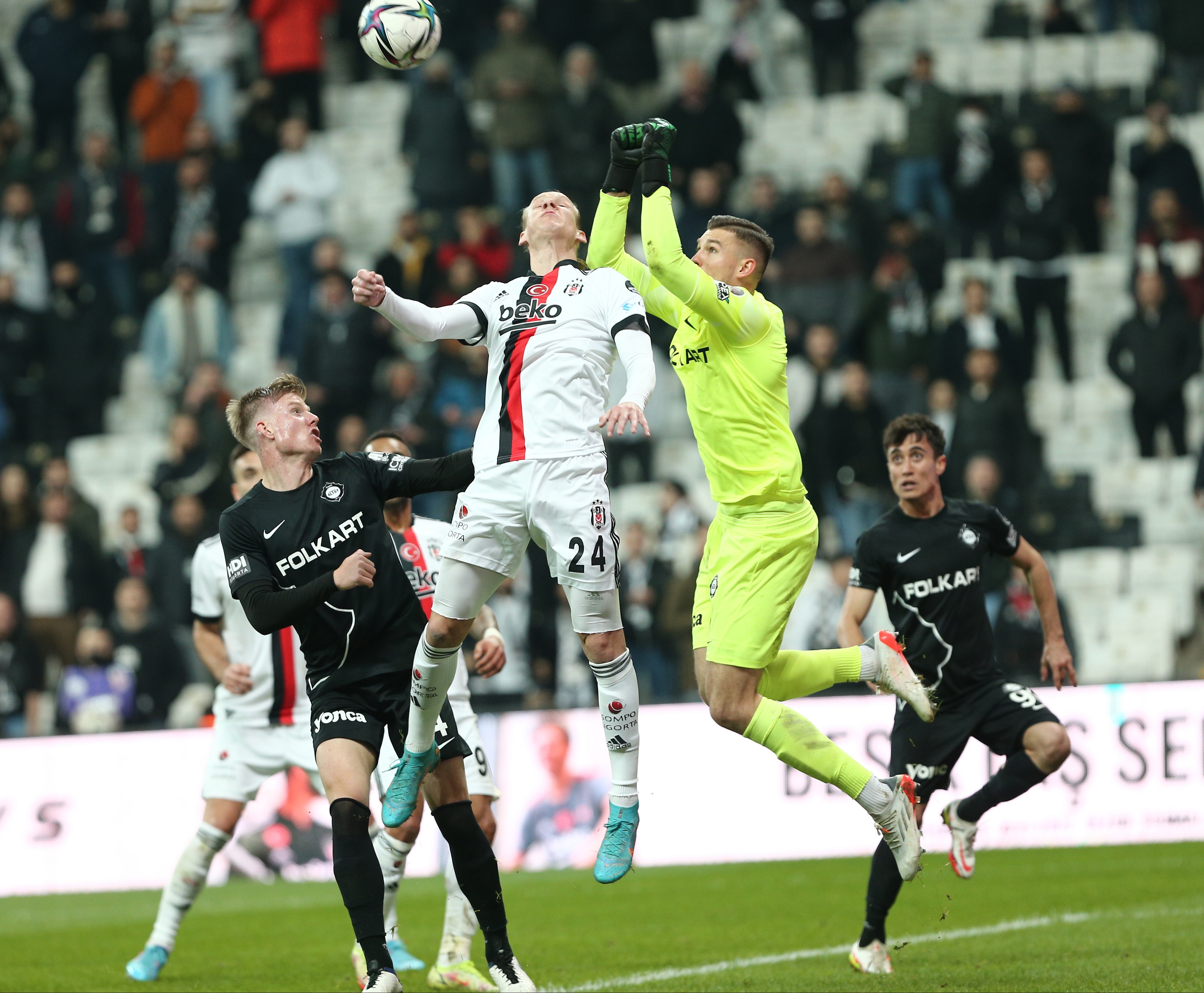 Beşiktaş, Altay'ı tek golle devirdi! Beşiktaş 1-0 Altay