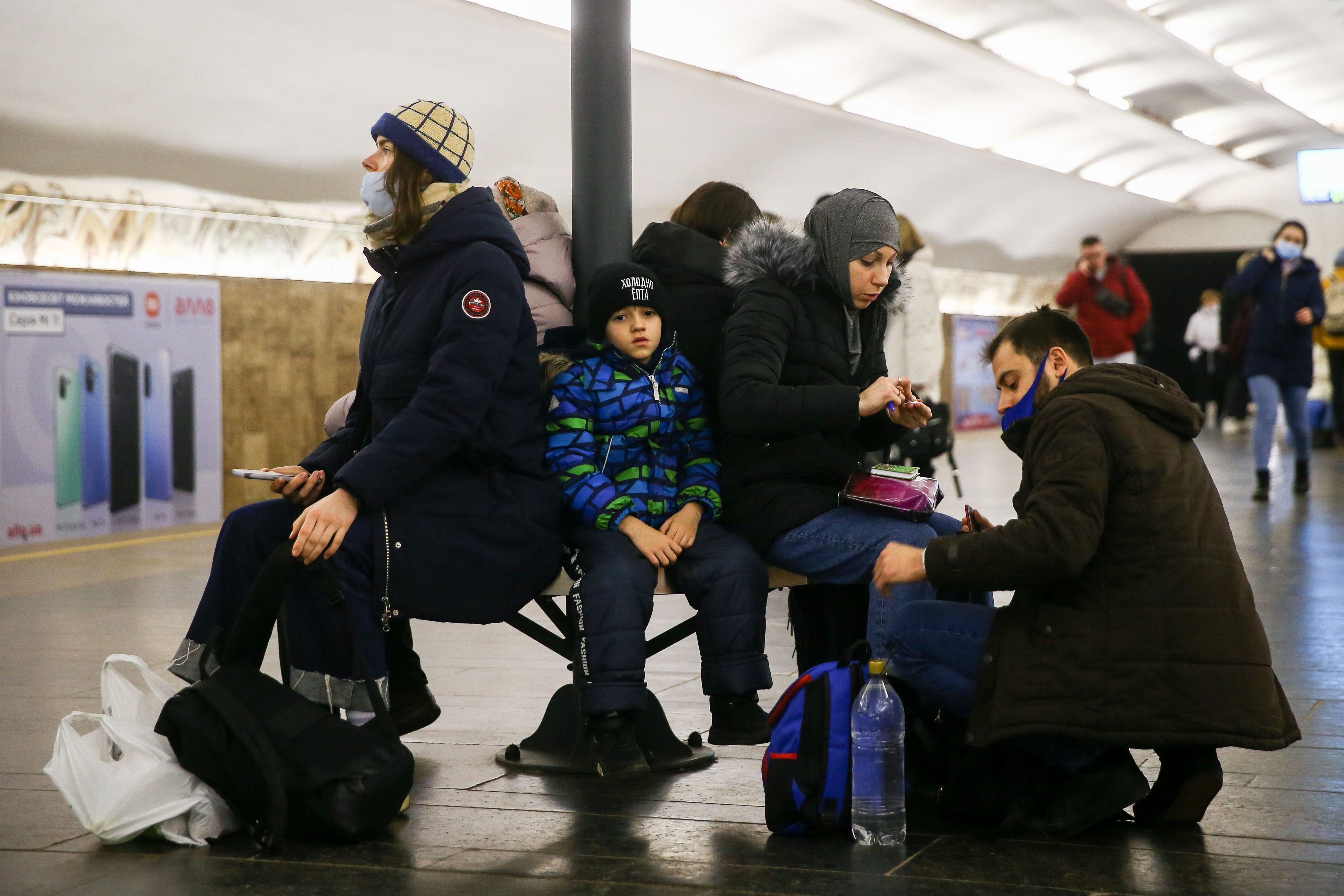 Kiev'de siviller metro istasyonlarına sığındı