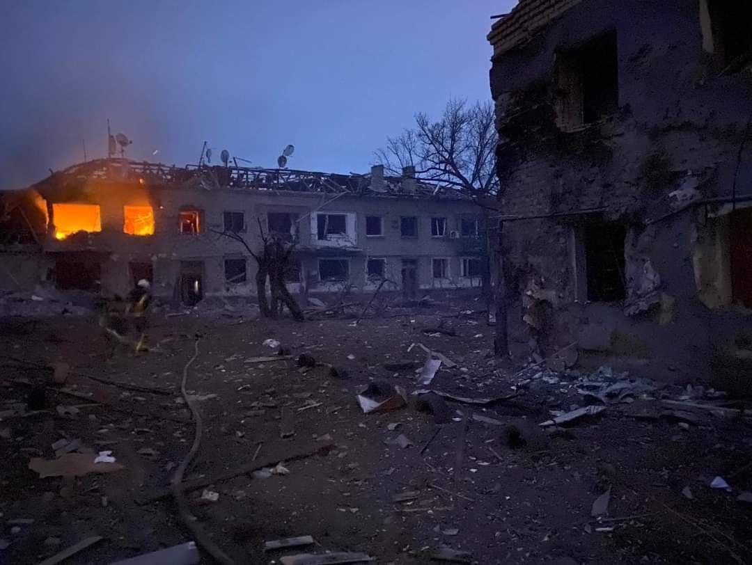 Luhansk bölgesinde bombardıman sonucu yıkım oluştu