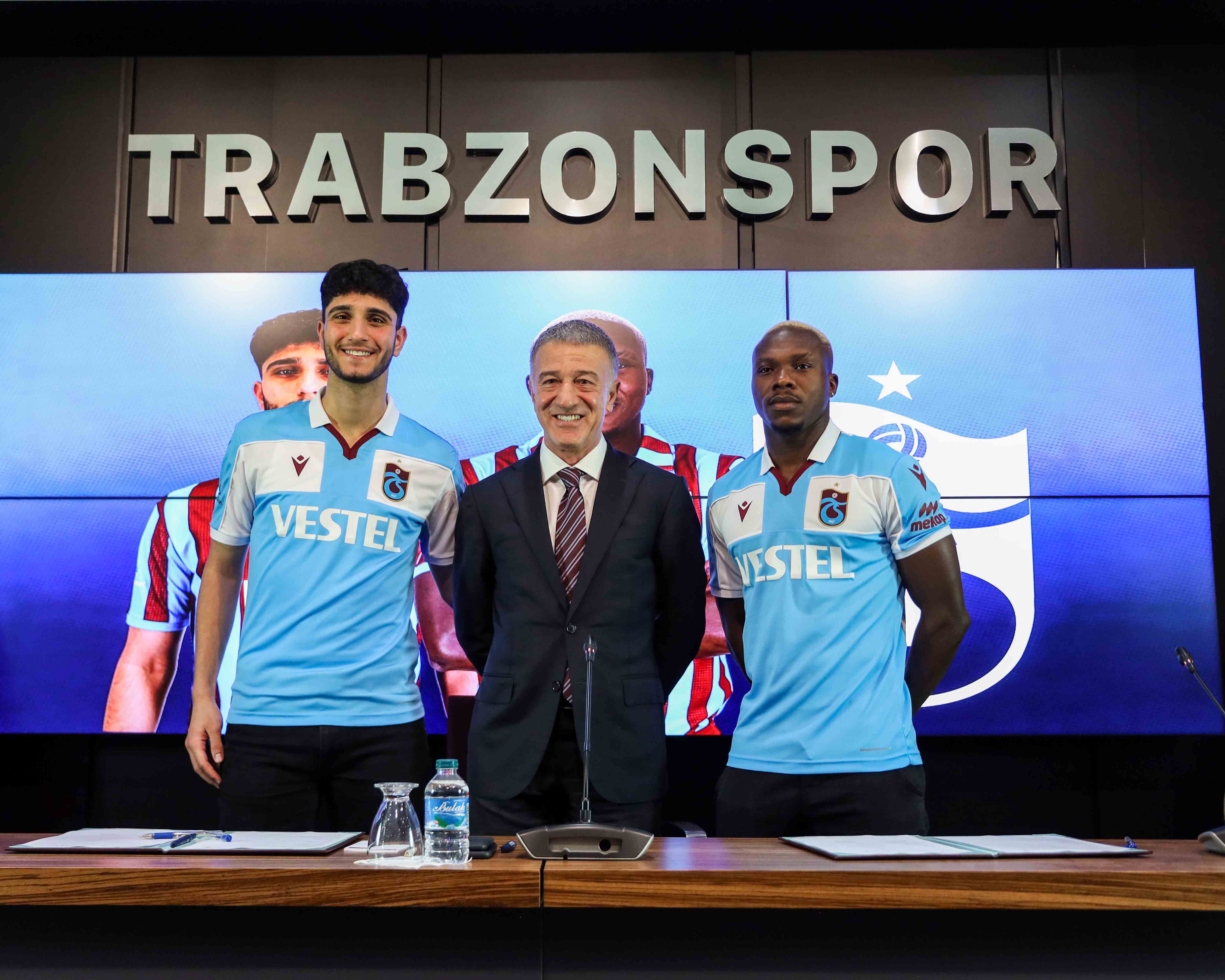 Trabzonspor’da Kouassi ve Emrehan imzayı attı