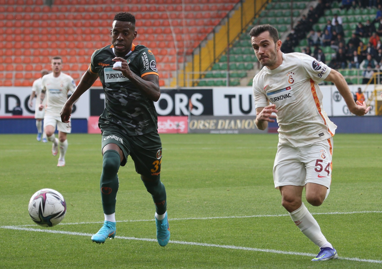 Alanyaspor ile Galatasaray berabere kaldı! | Alanyaspor 1-1 Galatasaray