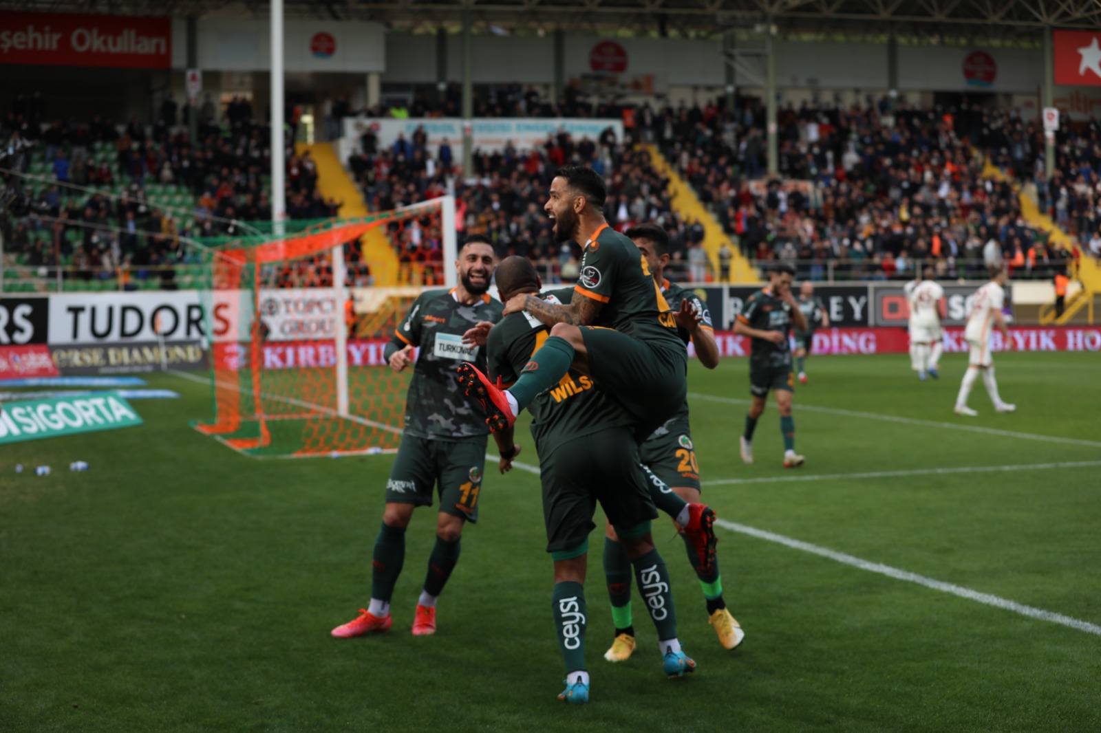 Alanyaspor ile Galatasaray berabere kaldı! | Alanyaspor 1-1 Galatasaray