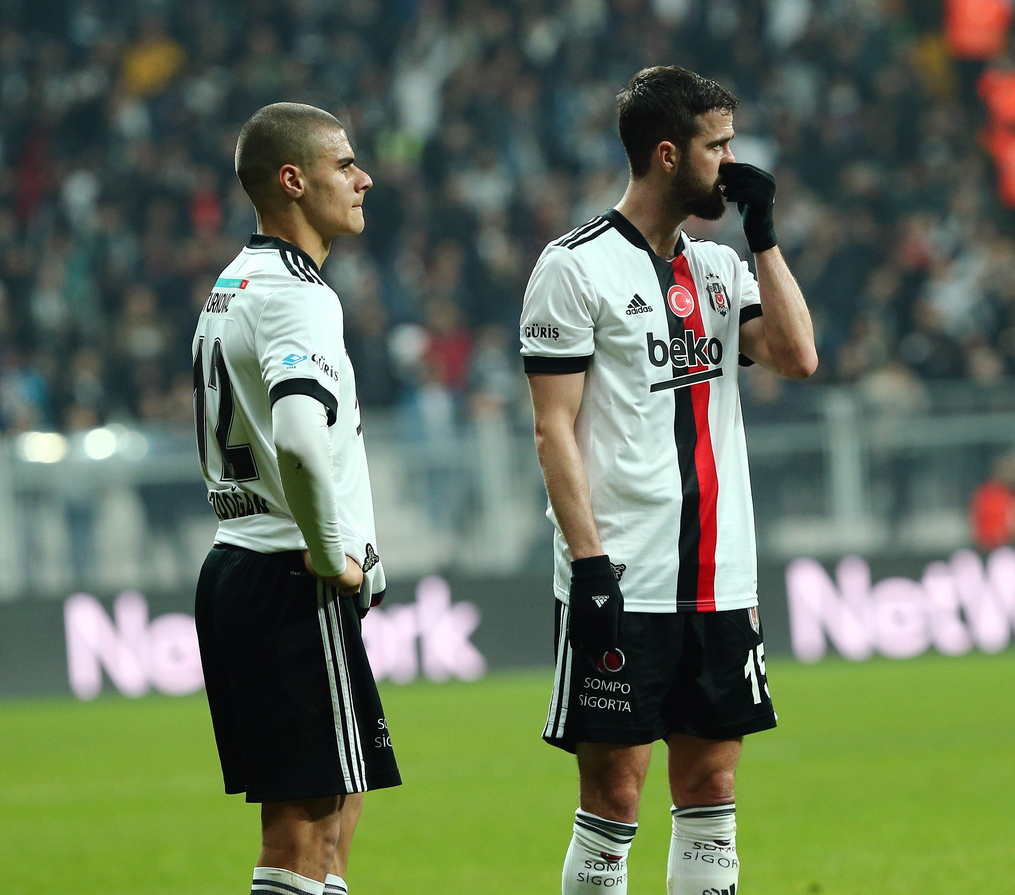 Beşiktaş İkinci Başkanı Adnan Dalgakıran'dan hakeme tepki