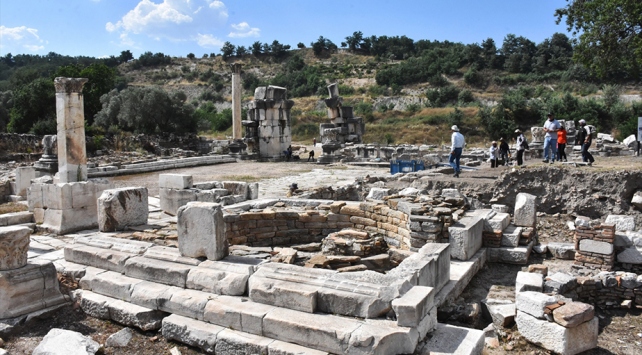 Stratonikeia keşifleri Türk dönemine de ışık tutuyor