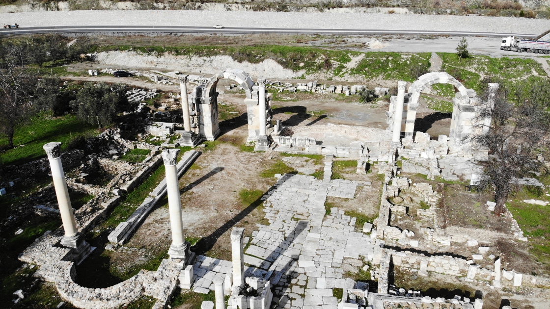 Stratonikeia keşifleri Türk dönemine de ışık tutuyor