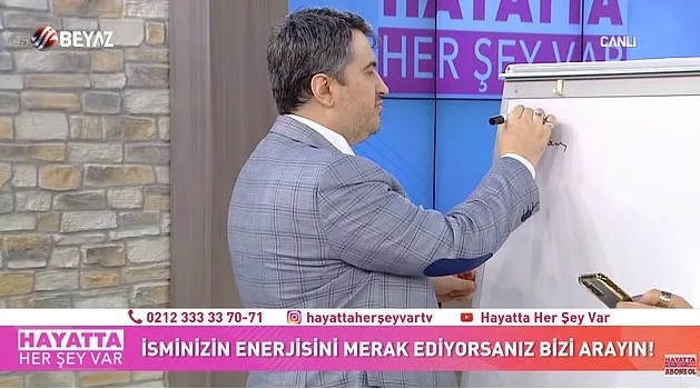 'Hayatta Her Şey Var' isimli programda İsim Analisti Önder Özcan'ın yanıtları gündem oldu: 'Eşinize İhlas Suresi okuyarak baklava yedirin'