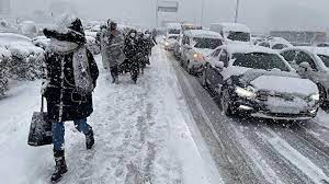 Kar fırtınasında yolda kalmamak için mutlaka yapılması gerekenler