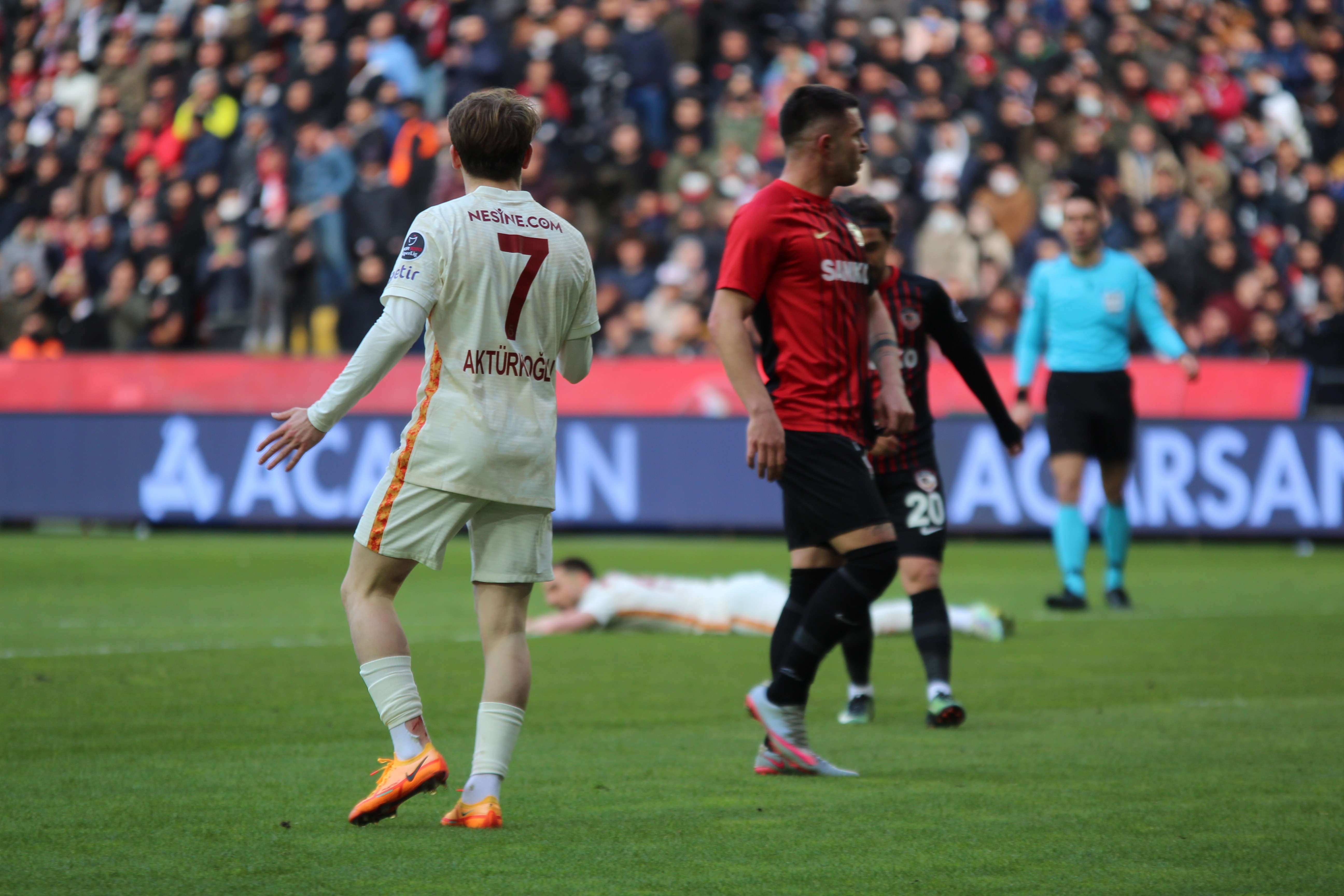 Galatasaray, Gaziantep'te 3 puan bıraktı! Gaziantep FK 3-1 Galatasaray