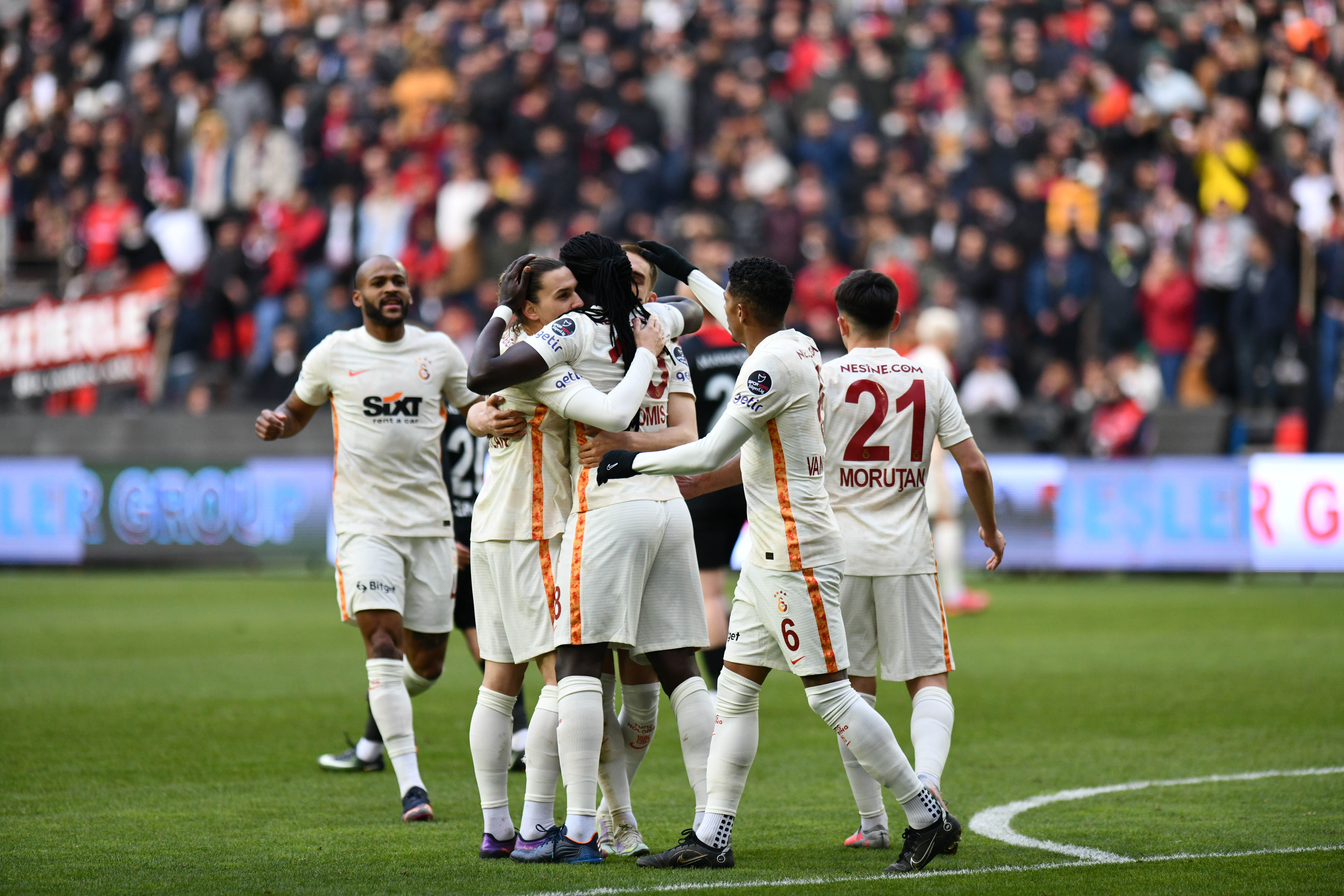 Galatasaray, Gaziantep'te 3 puan bıraktı! Gaziantep FK 3-1 Galatasaray