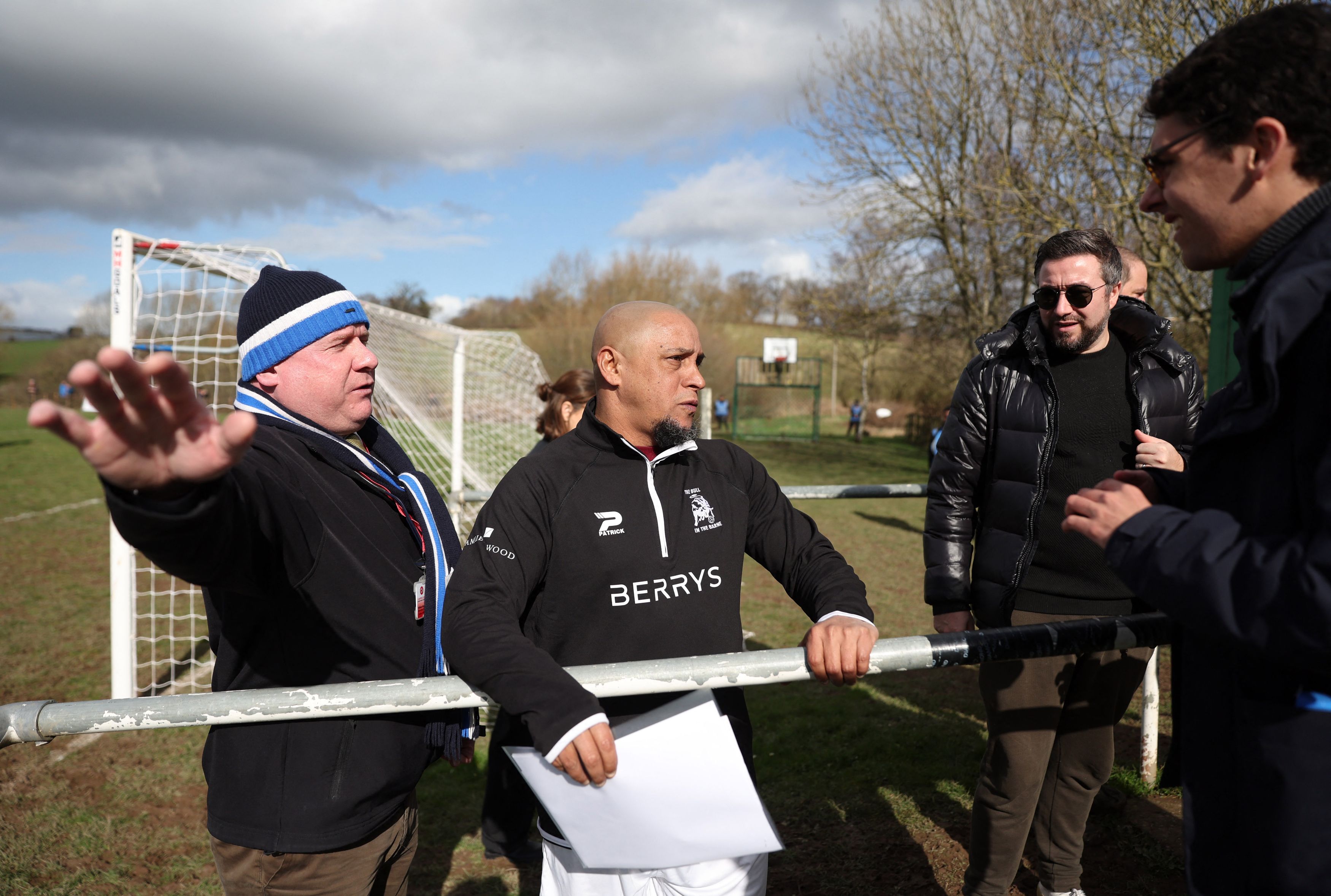 Roberto Carlos, amatör lig takımı ile sahaya çıktı