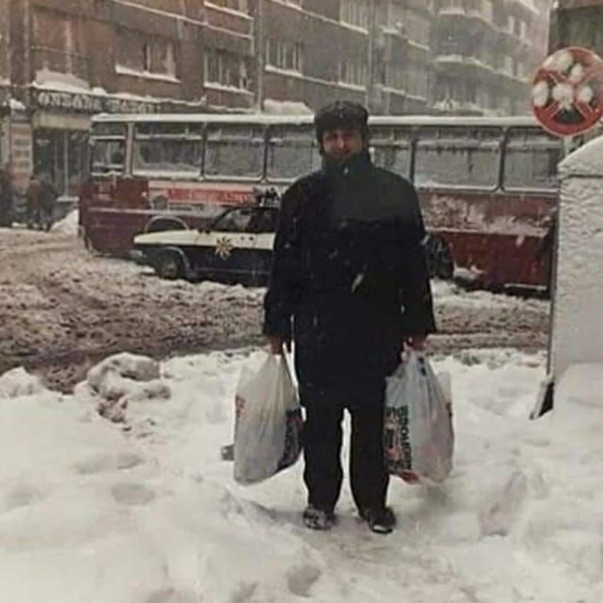 1987 İstanbul kışında neler yaşandı? Tarihe geçen kar fırtınasından çarpıcı fotoğraflar