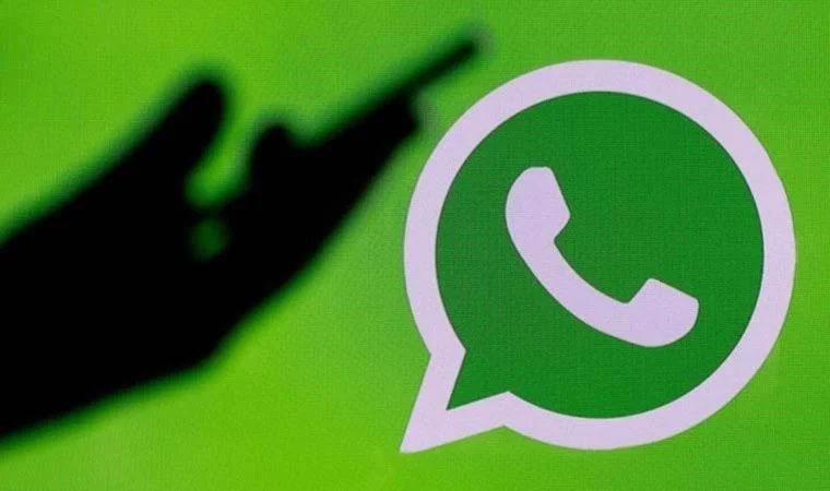 WhatsApp aynı anda birden fazla gruba mesaj göndermeye sınırlama getiriyor