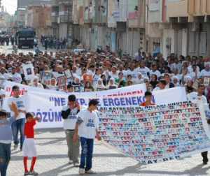 Yurtta 'Öcalan' gerginliği