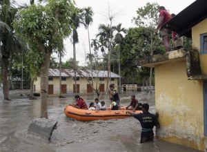 Vietnam'daki sellerde 5 ölü