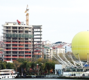 Suçlu bina, mağdur İstanbul