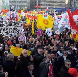 Emekçiden AKP'ye uyarı