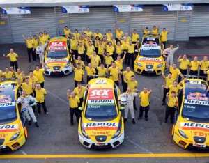 Seat WTCC'nin zirvesinde