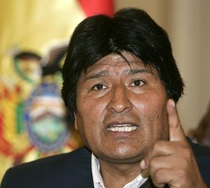 Chavez: Morales'e suikast planlanıyordu