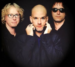 R.E.M geliyor