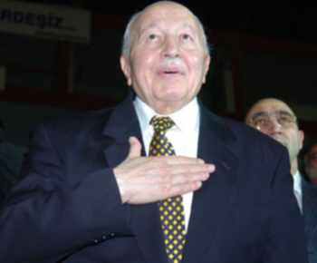 Erbakan'a 'mücahit' sloganı