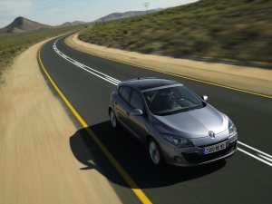 Baştan çıkarıcı Renault Megane