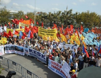 Kadıköy'de olaylı miting