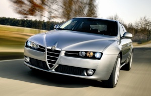 En ekonomik Alfa Romeo 159 Türkiye'de!