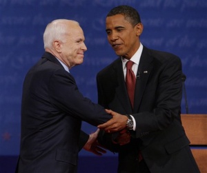 Obama ve McCain kozlarını paylaştı