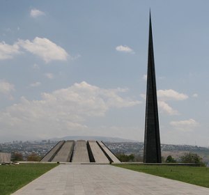 Ermenistan'a yanıt: 'İnsanlık Anıtı'