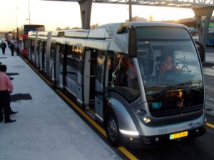 Metrobüs Kadıköy'de